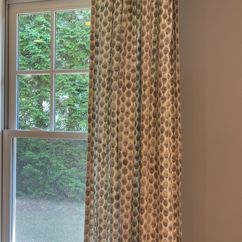 ISO: this pattern west elm curtain- no longer make! If anyone knows the name lmk